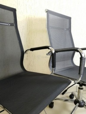 Кресло Barneo K-111H для персонала (черная сетка) в Урае - uray.mebel-74.com | фото