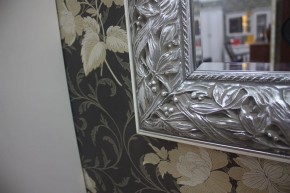 Зеркало Тиффани Premium черная/серебро (ТФСТ-2(П) в Урае - uray.mebel-74.com | фото